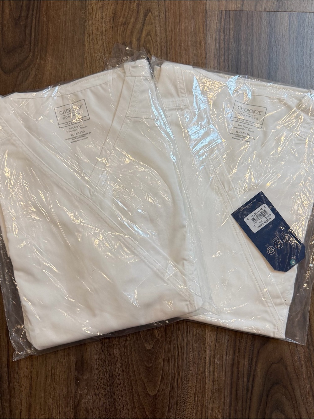 NWT Set of 2 Cherokee Women's White V-Neck Medical Scrub Top Sz XL